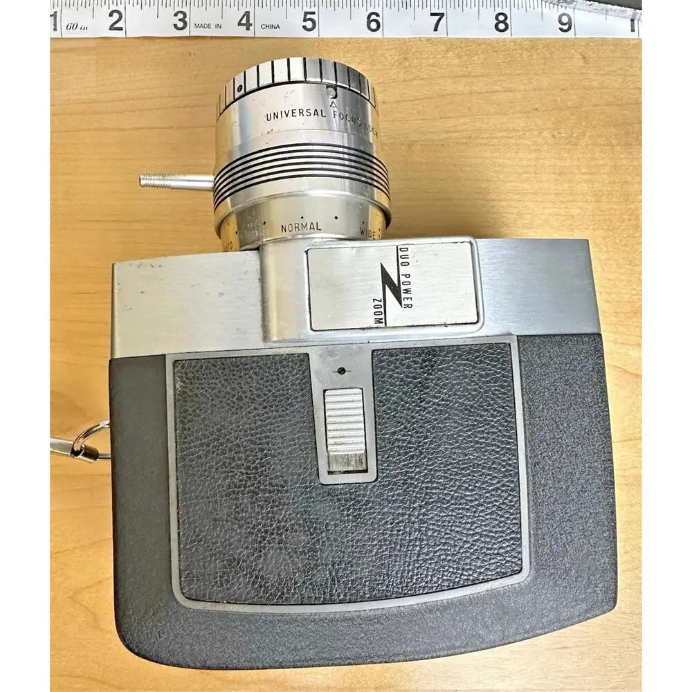 Bell & Howell Zoomatic Director Series 8mm Movie Camera. Untested, VTG